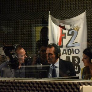 Il sindaco Luigi de Magistris ospite a Radio F2